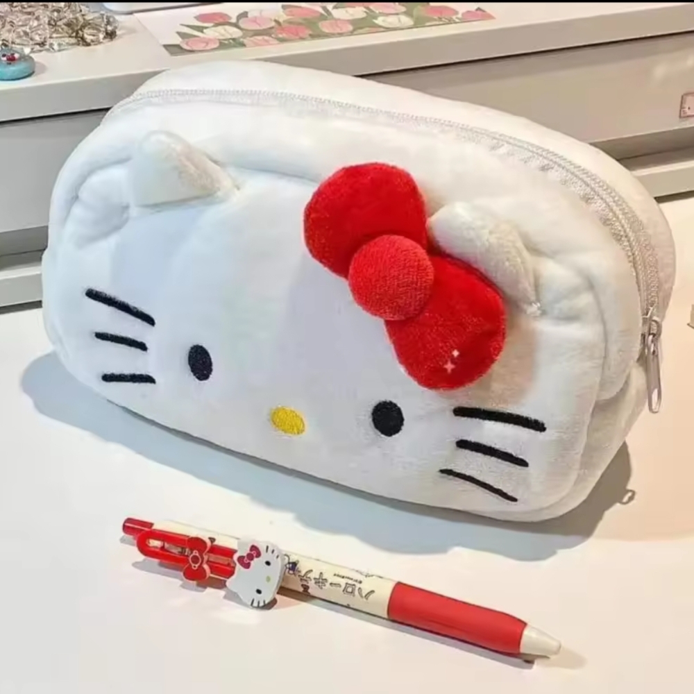 Hello Kitty White and Red Bag with Signature Bow